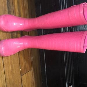 Pink joules rain boots